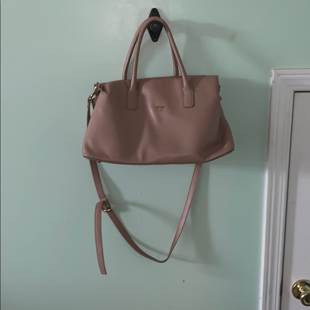 Light pink bag.